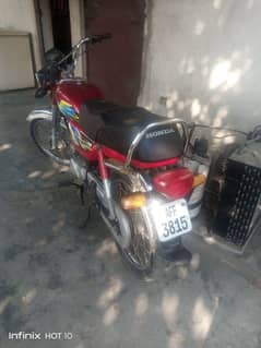 HONDA CD70 2021