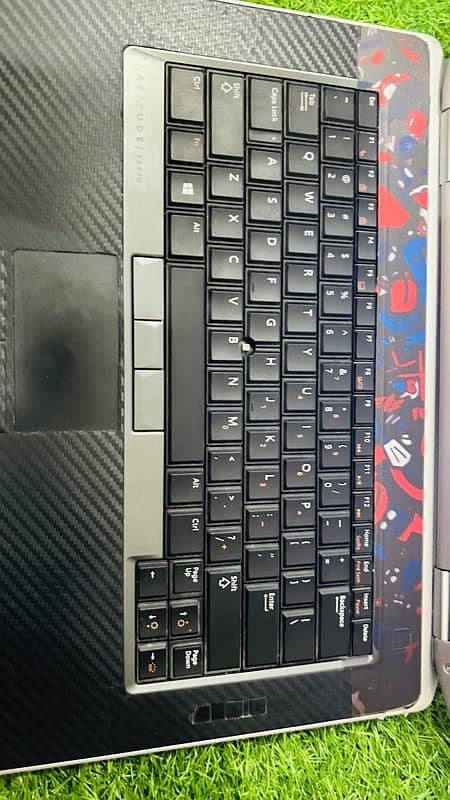 DELL LAPTOP 3RD GEN i7 0