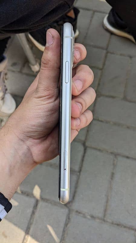 iphone 11 Pta approved 2