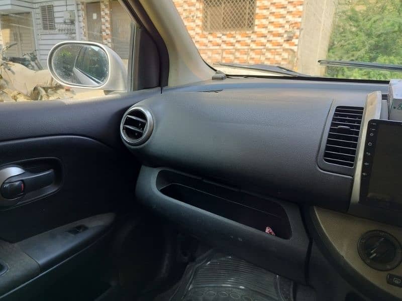 Nissan Note 2006 12