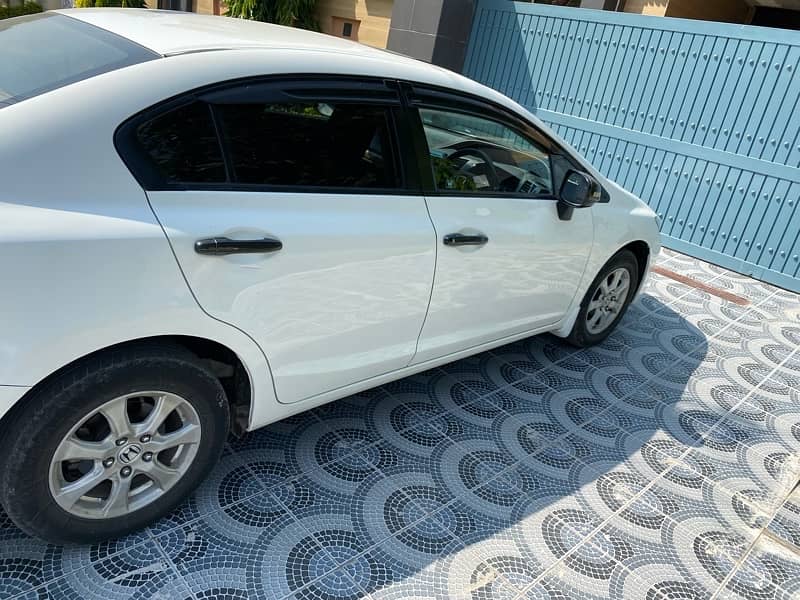 Honda Civic Oriel 2015 4