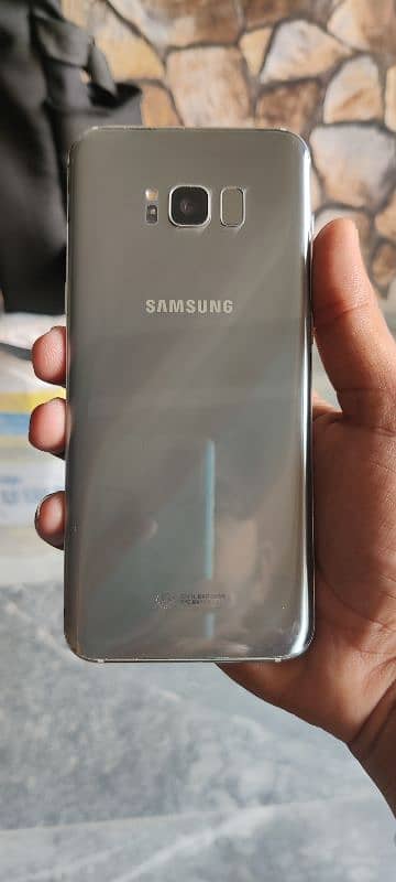 Samsung S8 Plus 3