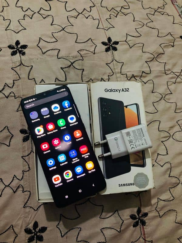 Samsung Galaxy a32 6/128 with complete assacoriese pta oficial aproved 3