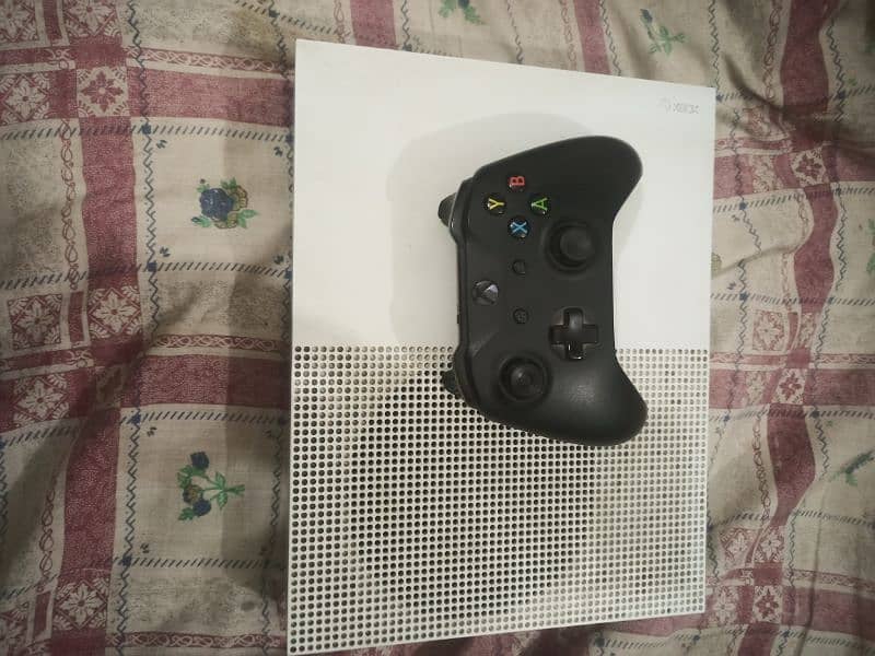 Xbox one s 3