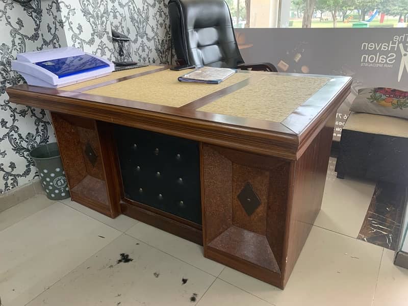 office table for sale 3