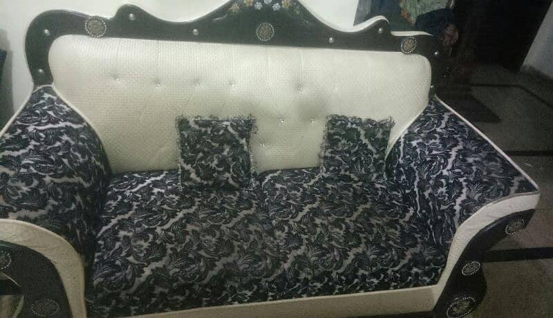 Sofa set for sale 0