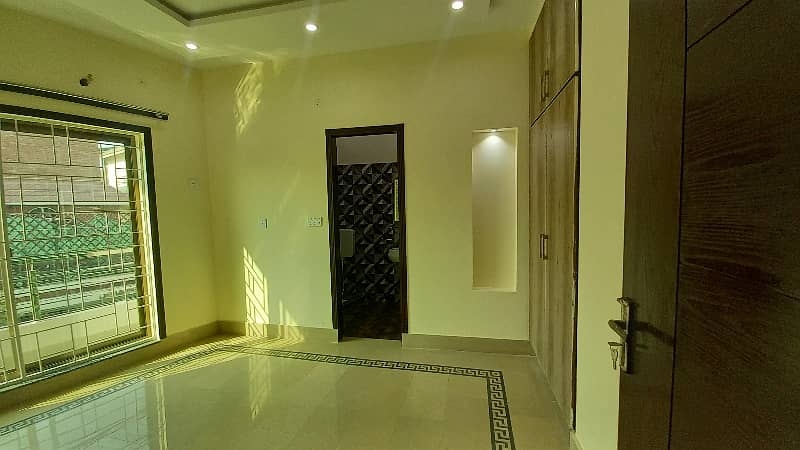 5 Marla Brand New House For Rent In Johar Town 4