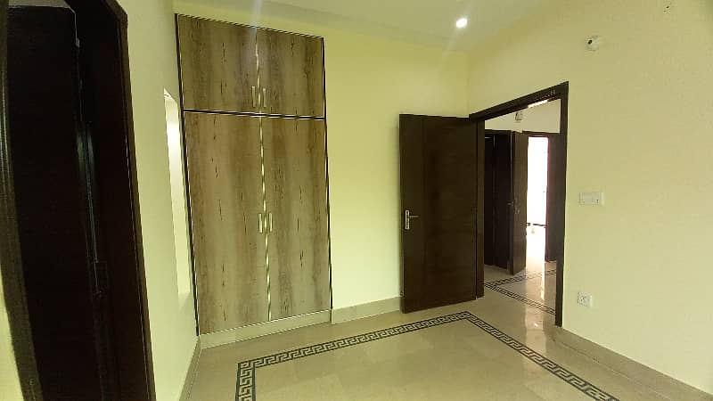 5 Marla Brand New House For Rent In Johar Town 7