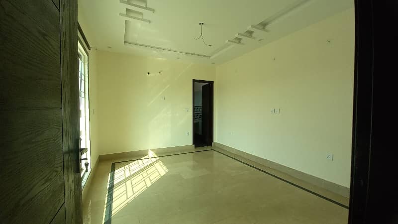 5 Marla Brand New House For Rent In Johar Town 15