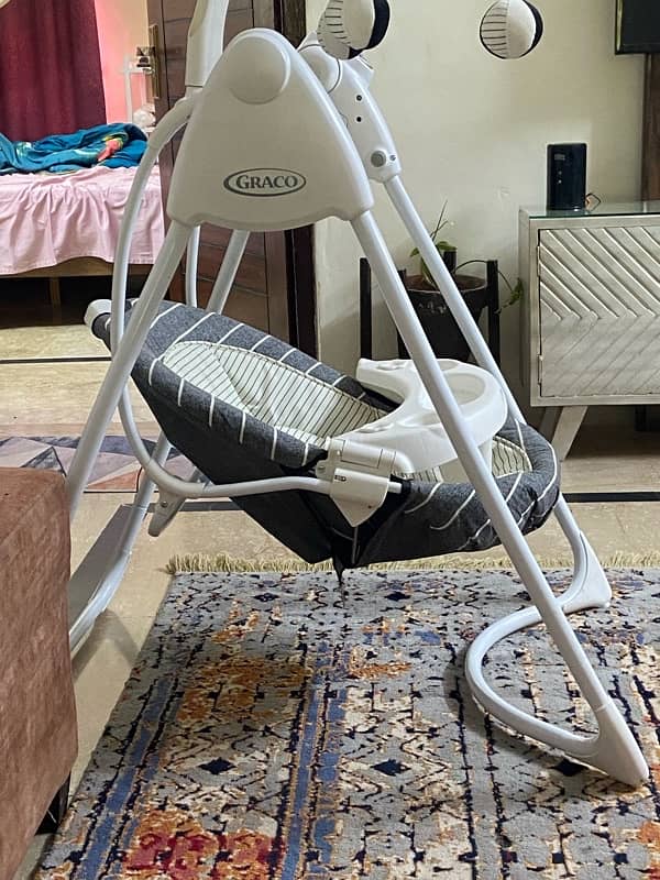 auromatic electric baby swing 0