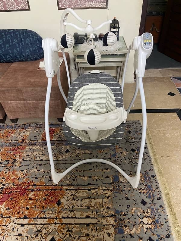 auromatic electric baby swing 2