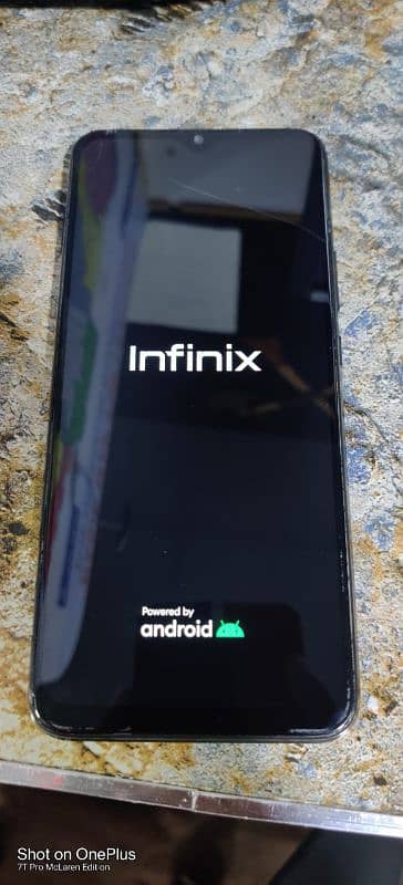 infinix Hot 9 play 3/64 2