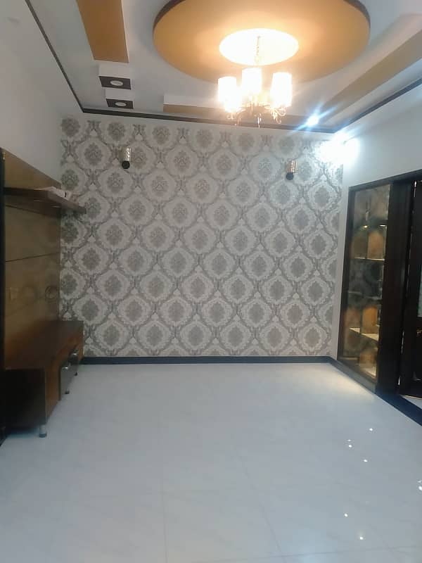 Vip beautiful 6 marla lower portion is available for rent in sabzazar lhr 1