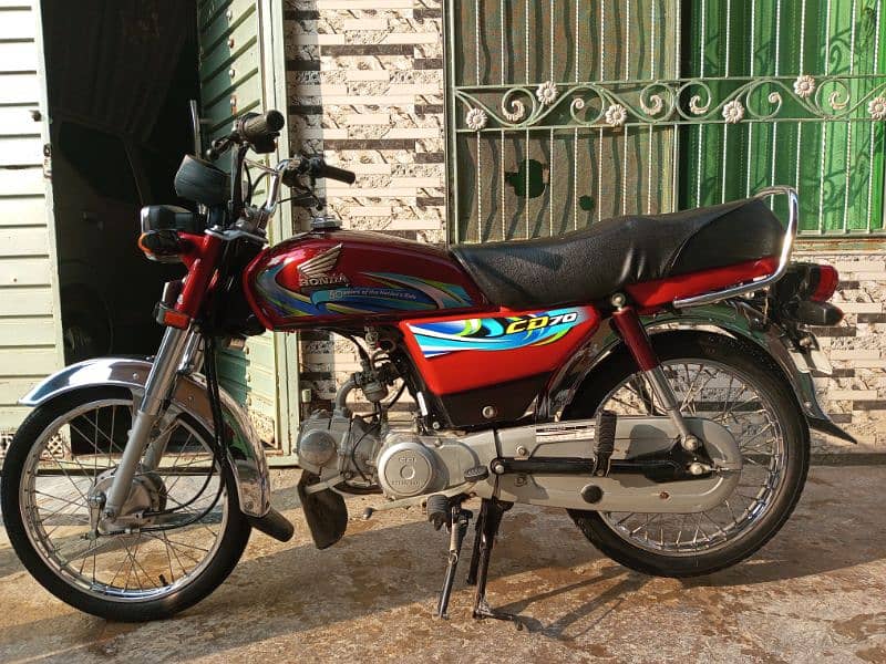 Honda cd 70 2024 model 0