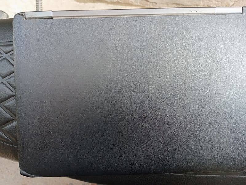 Dell core i7 v pro 4th generation, screen damage , touch or dial pad 1