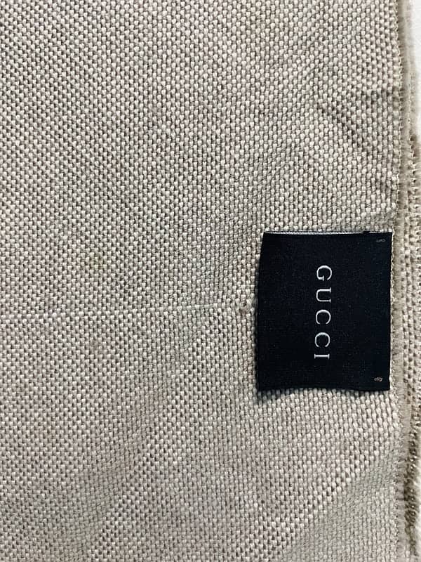 Gucci Muffler 4