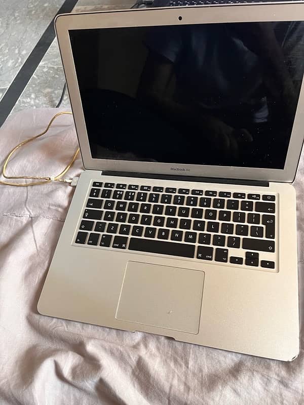 Macbook Air 2017 , 256gb 2