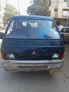 hiace Mitsubishi L300 modal 93