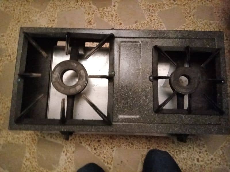 2 stoves Wala brand new Chola ha. 1