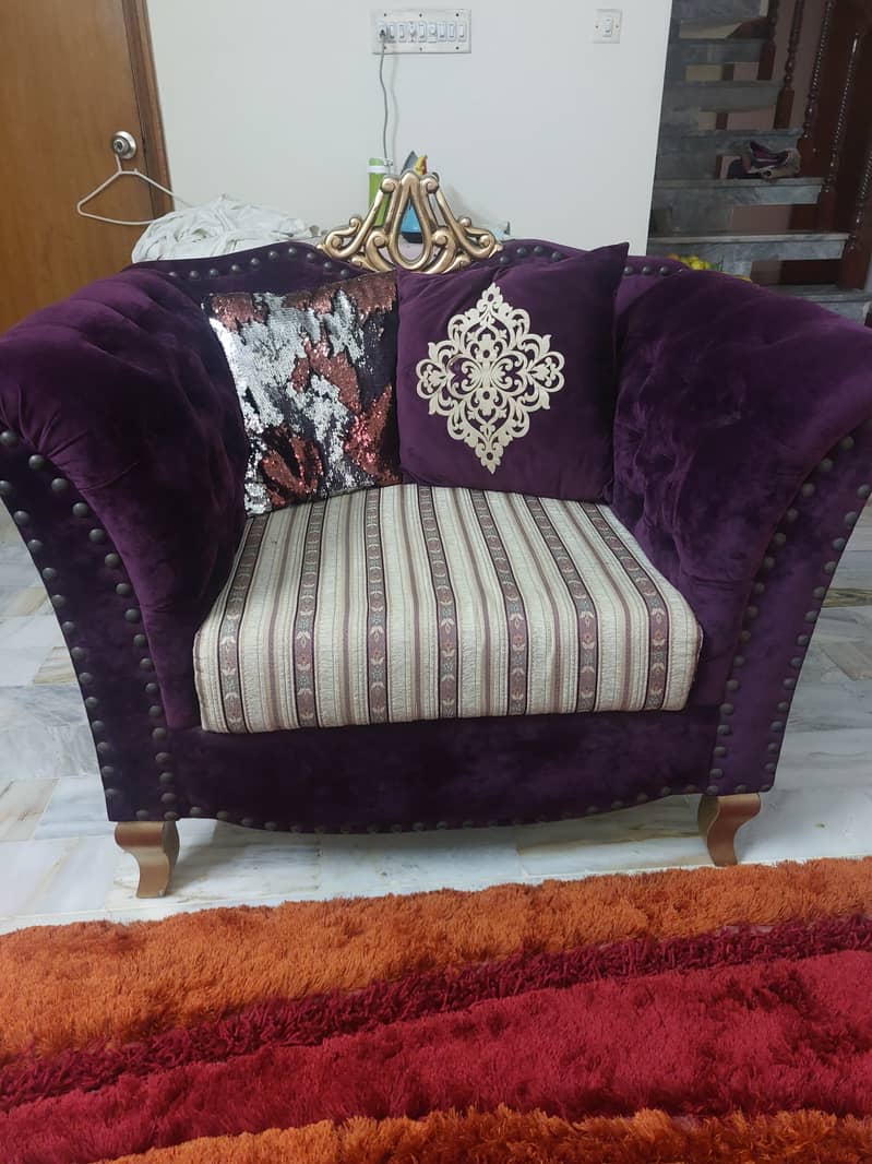 6 seater Sofa for sale 2