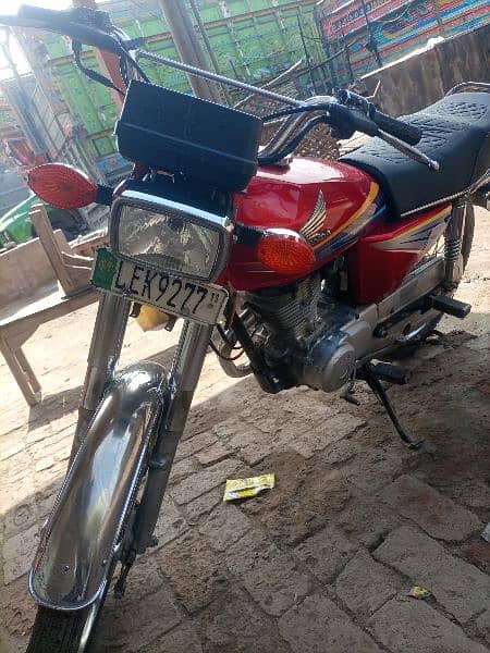 Honda125 11 modal 4