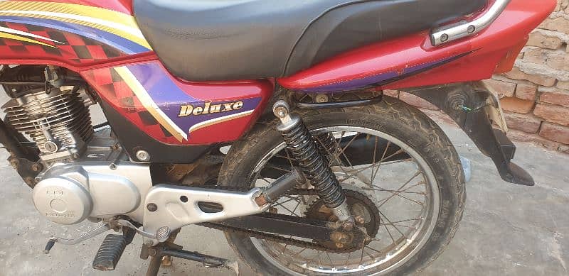 Honda 125 deluxe 11