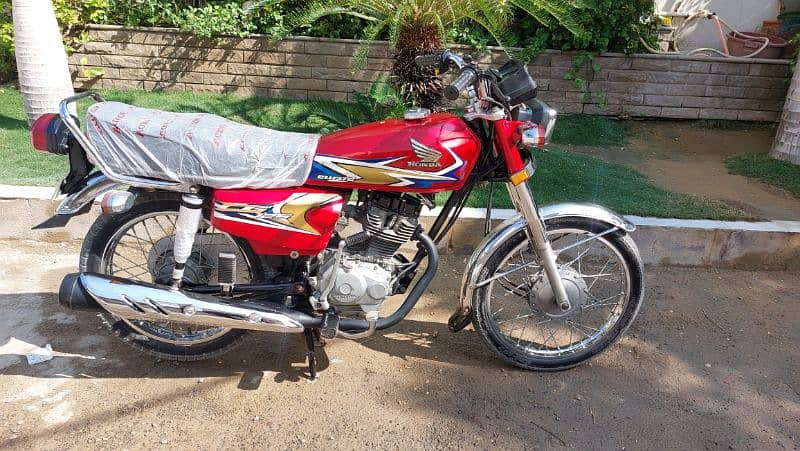 Honda 125 model 2020 karachi number 10by10 condition 1