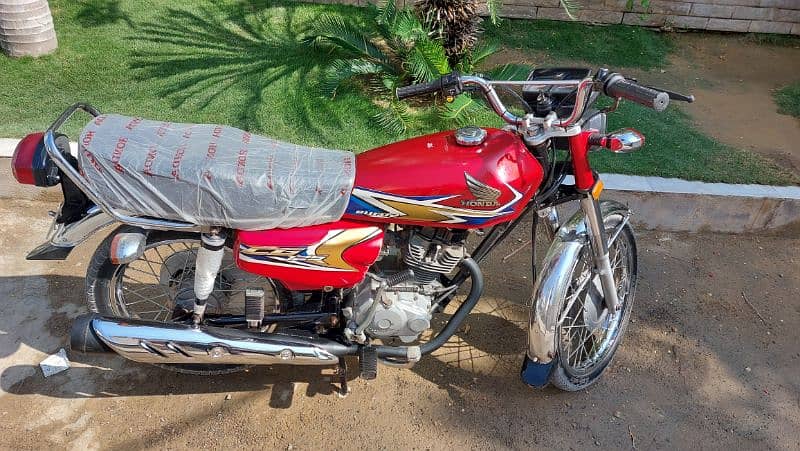 Honda 125 model 2020 karachi number 10by10 condition 5