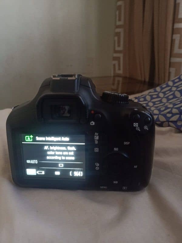 Canon DSLR 4000D 2