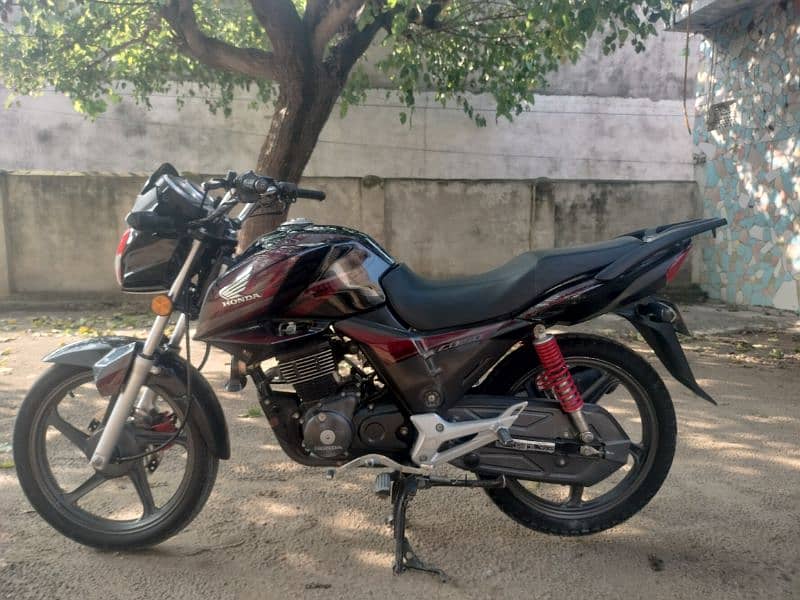 Honda CB150F Model 18/19  Kpk d I khan . (Rs 245000) 03136591166 1