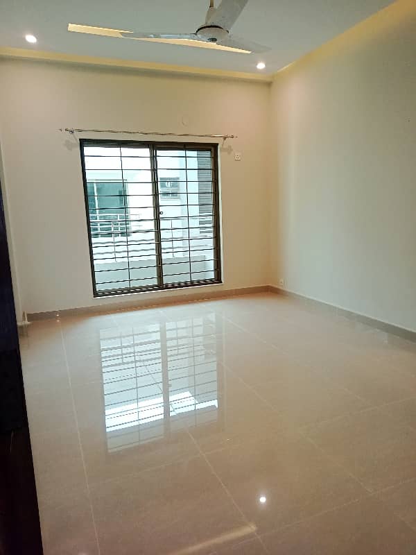 3 Bed Barnd New Apartment Available For Rent In Askari 11 Lahore 10