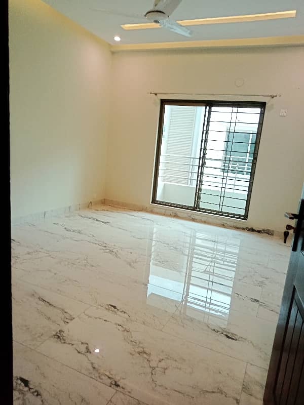 3 Bed Barnd New Apartment Available For Rent In Askari 11 Lahore 15