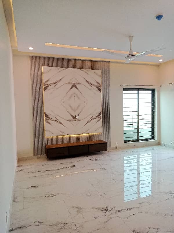 3 Bed Apartment Available for Rent in Askari 11 Lahore 27