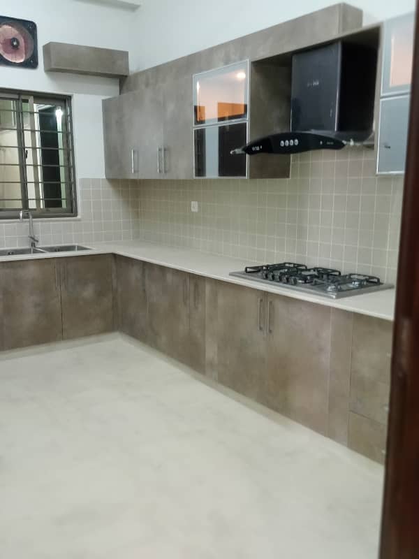 3 Bed Apartment Available For Sale in Askari 11 Lahore 8