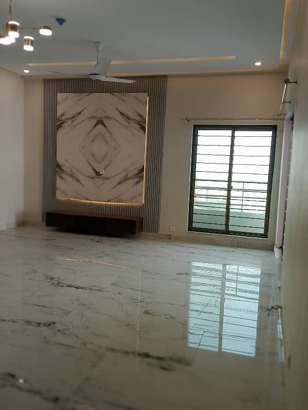 3 Bed Apartment Available For Sale in Askari 11 Lahore 21