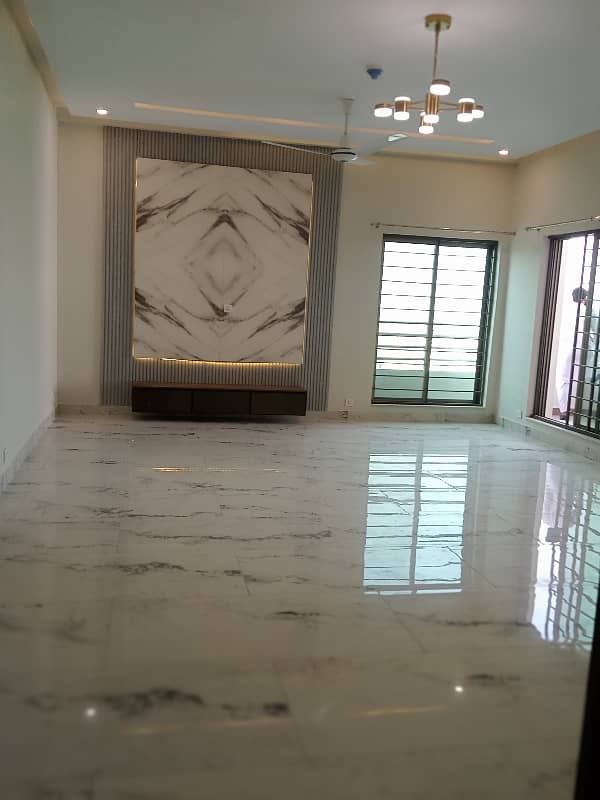 3 Bed Apartment Available For Sale in Askari 11 Lahore 32