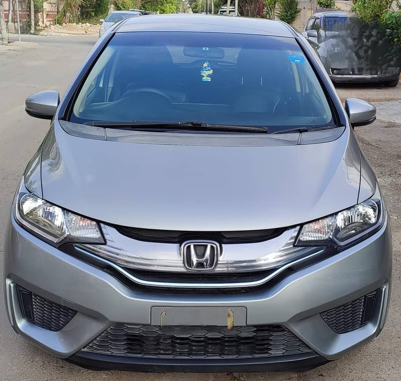 Immaculate Honda Fit 1.5 Hybrid GP5 - An Enthusiast's Dream Car! 0