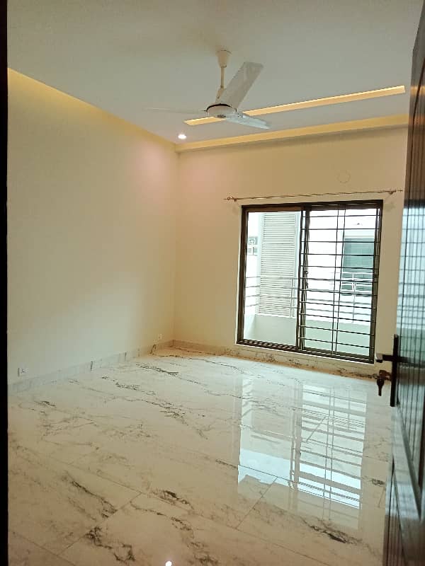 12 Marla 4 Bed Apartment Available for Rent in Askari 11 Lahore 19