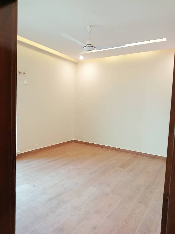 3 Bed Apartment Available for Rent in Askari 11 Lahore 31