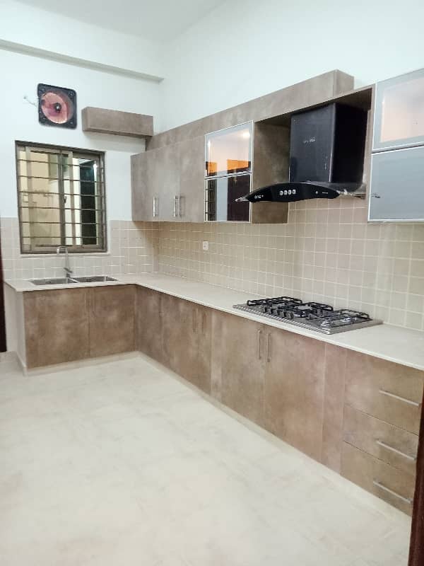 3 Bed Apartment Available for Rent in Askari 11 15