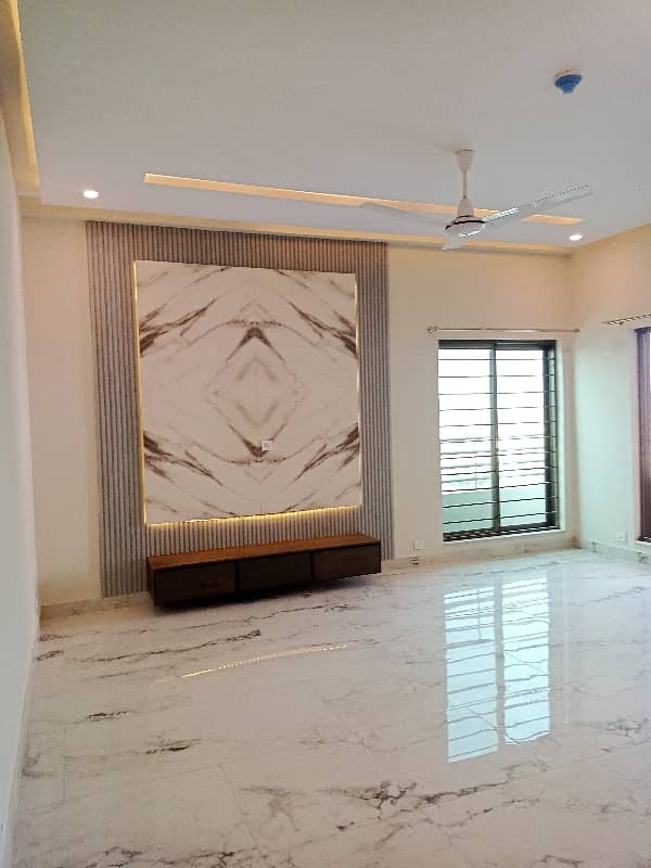 3 Bed Apartment Available for Rent in Askari 11 17