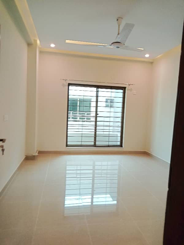 3 Bed Apartment Available for Rent in Askari 11 25