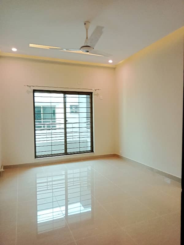 3 Bed Apartment Available for Rent in Askari 11 43