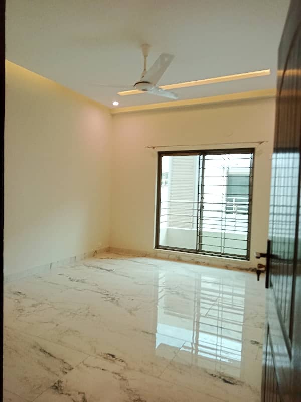 3 Bed Apartment Available for Rent in Askari 11 48