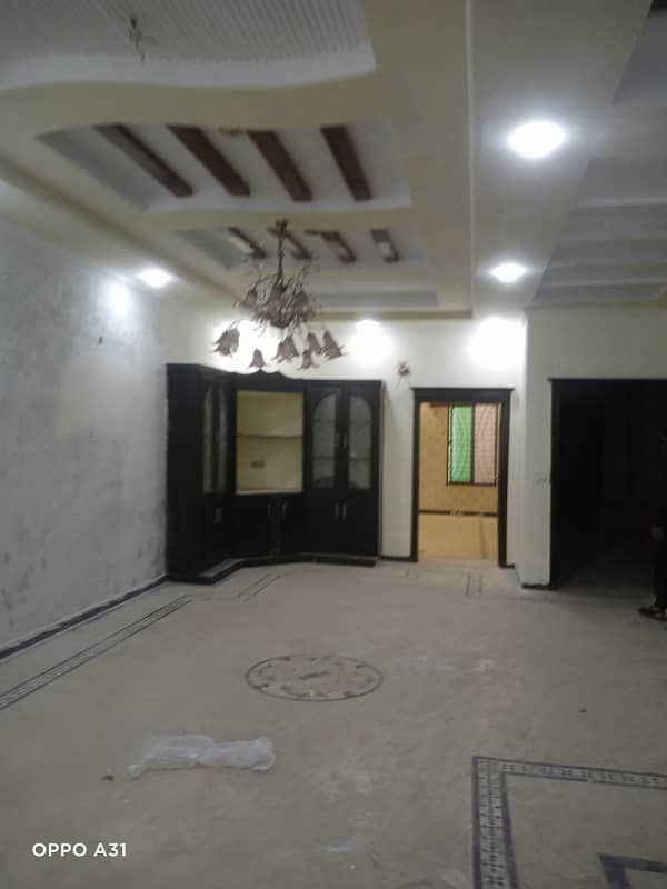 10 Marla Beautiful double story house urgent for Rent in sabzazar 17