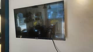 ecostar LED 32 inch new condition