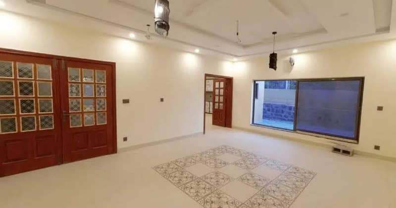 2 Kanal Double Story House For Rent, Upper Bani Gala Noor Avenue. Beck Side Touch Botanical Garden 19