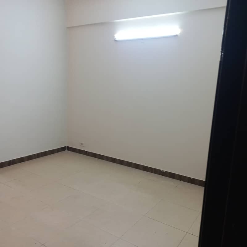 4-Bedroom Flat For Rent In Sector B Askari 11 Lahore 6