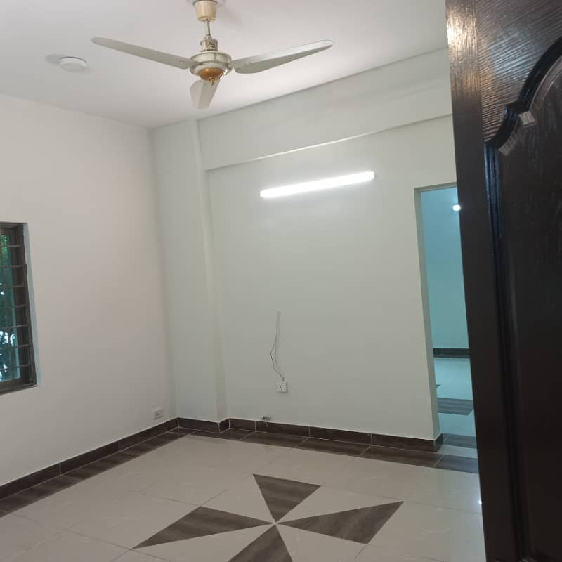 3-Bedroom Flat For Rent In Sector B Askari 11 Lahore 1