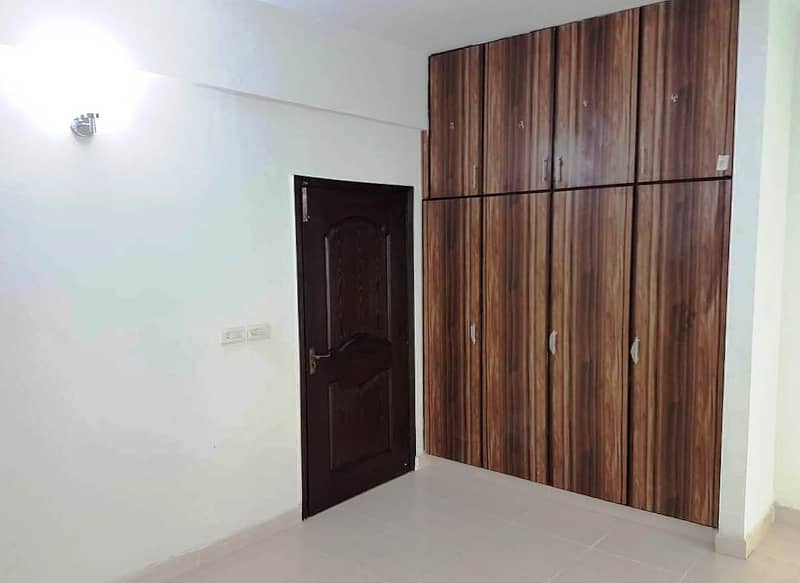 3-Bedroom Flat For Rent In Sector B Askari 11 Lahore 2